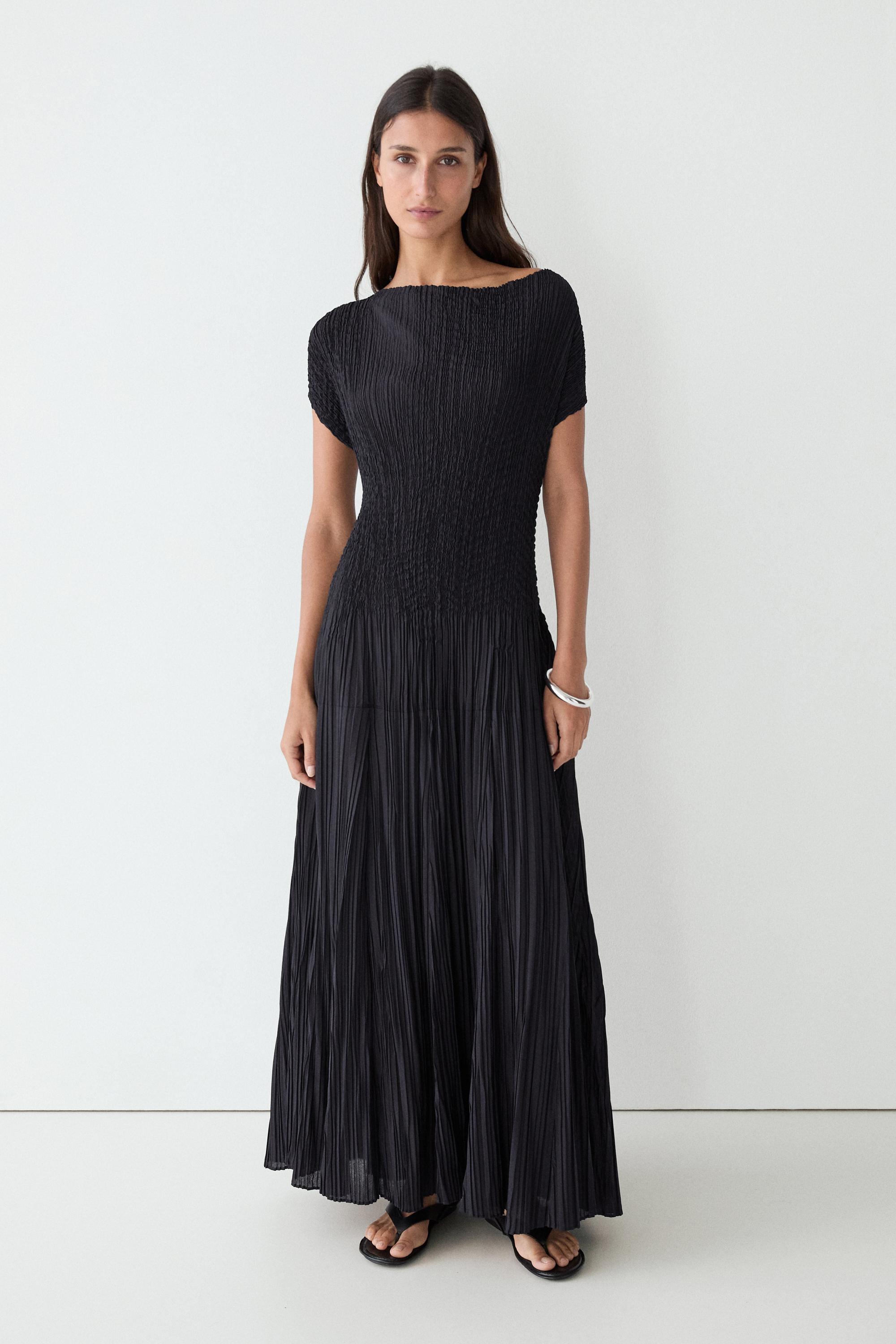 Robe longue fluide froncée